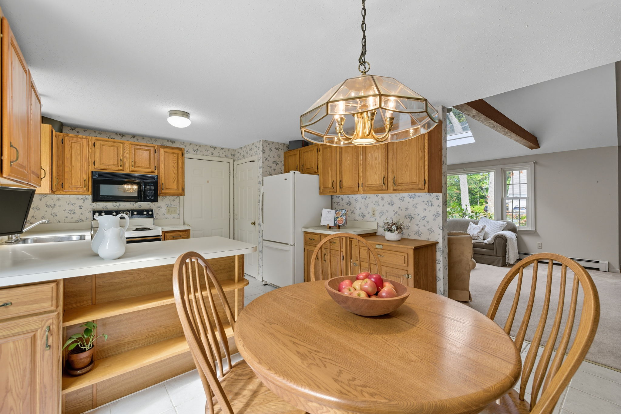 Kitchen/Dining combo