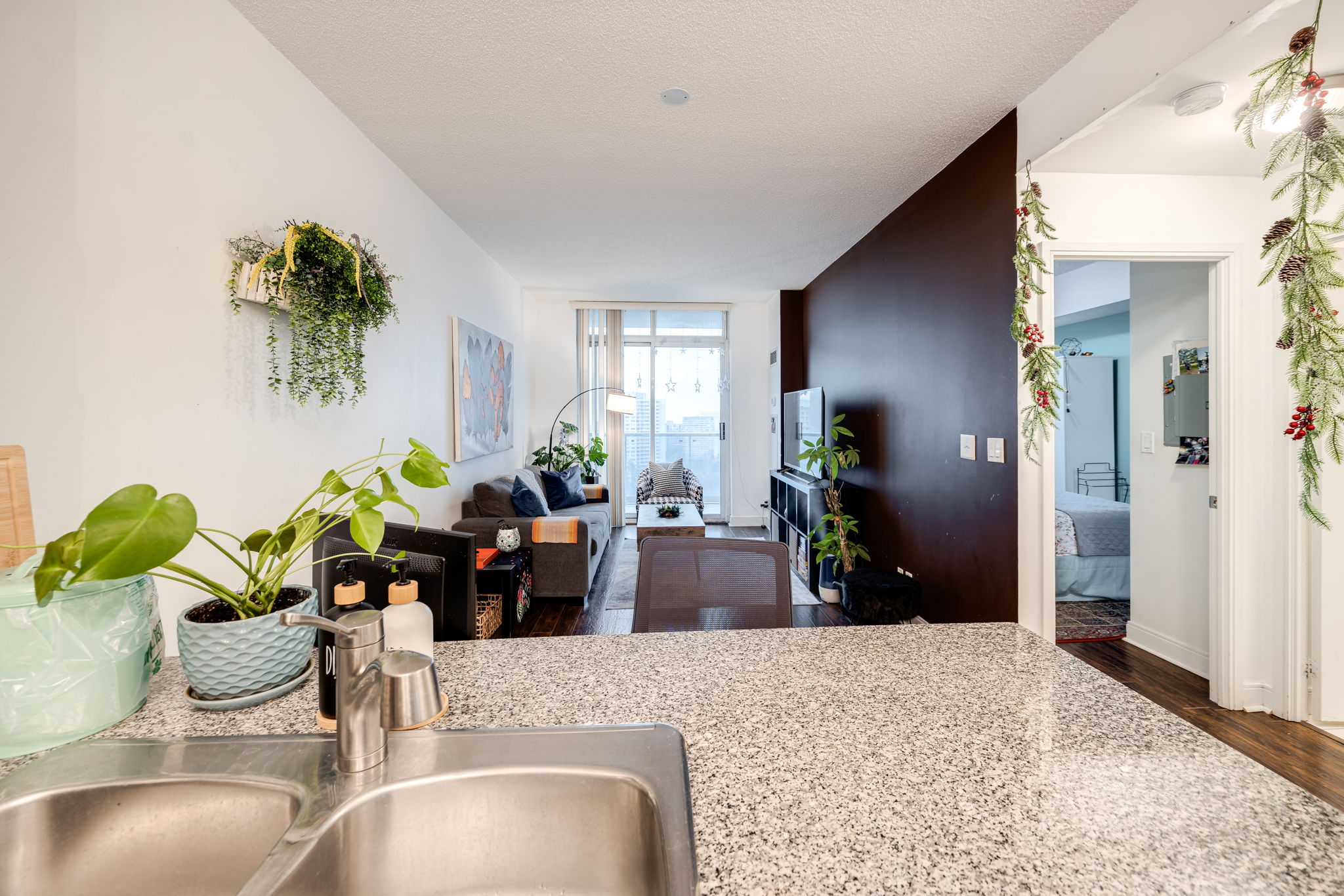 Mississauga property showcase — delivered property photograph 9