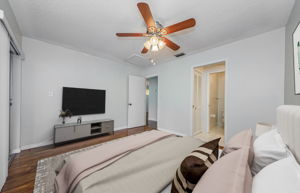 Bedroom 1c-vs