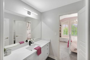  Photo 75