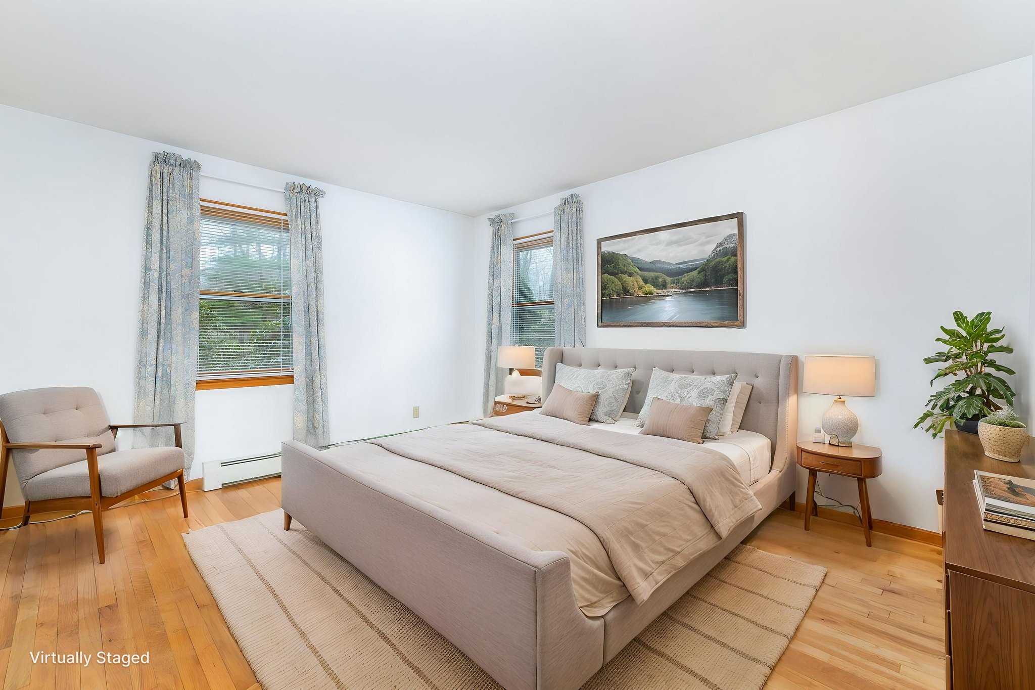 1T5A7737-Edit virtually staged.jpeg