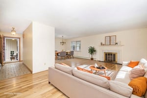 d4MrS virtually staged.jpeg