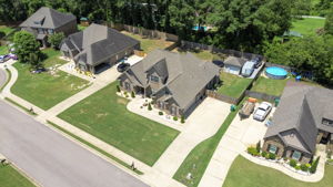  Photo 47