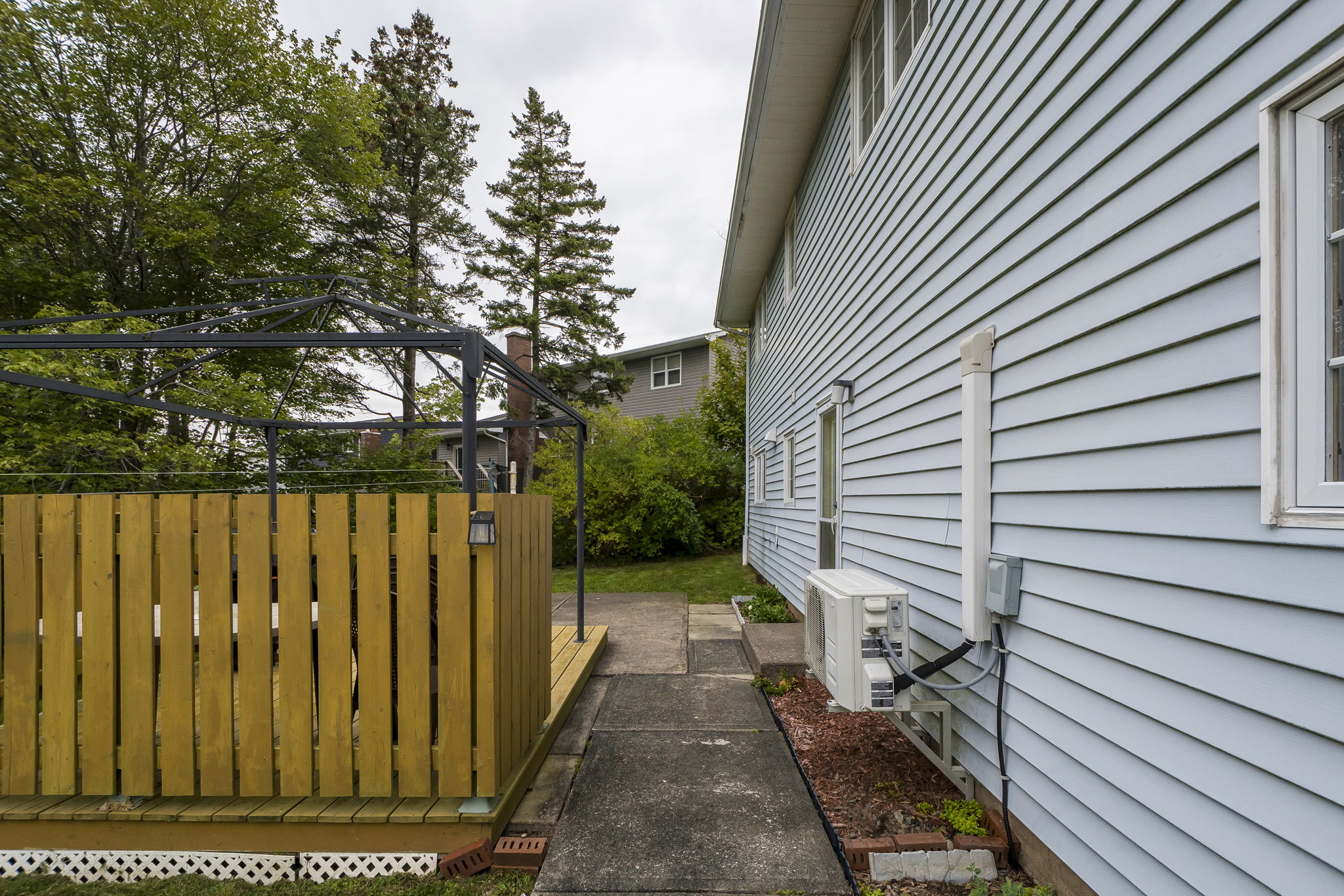  Photo 47