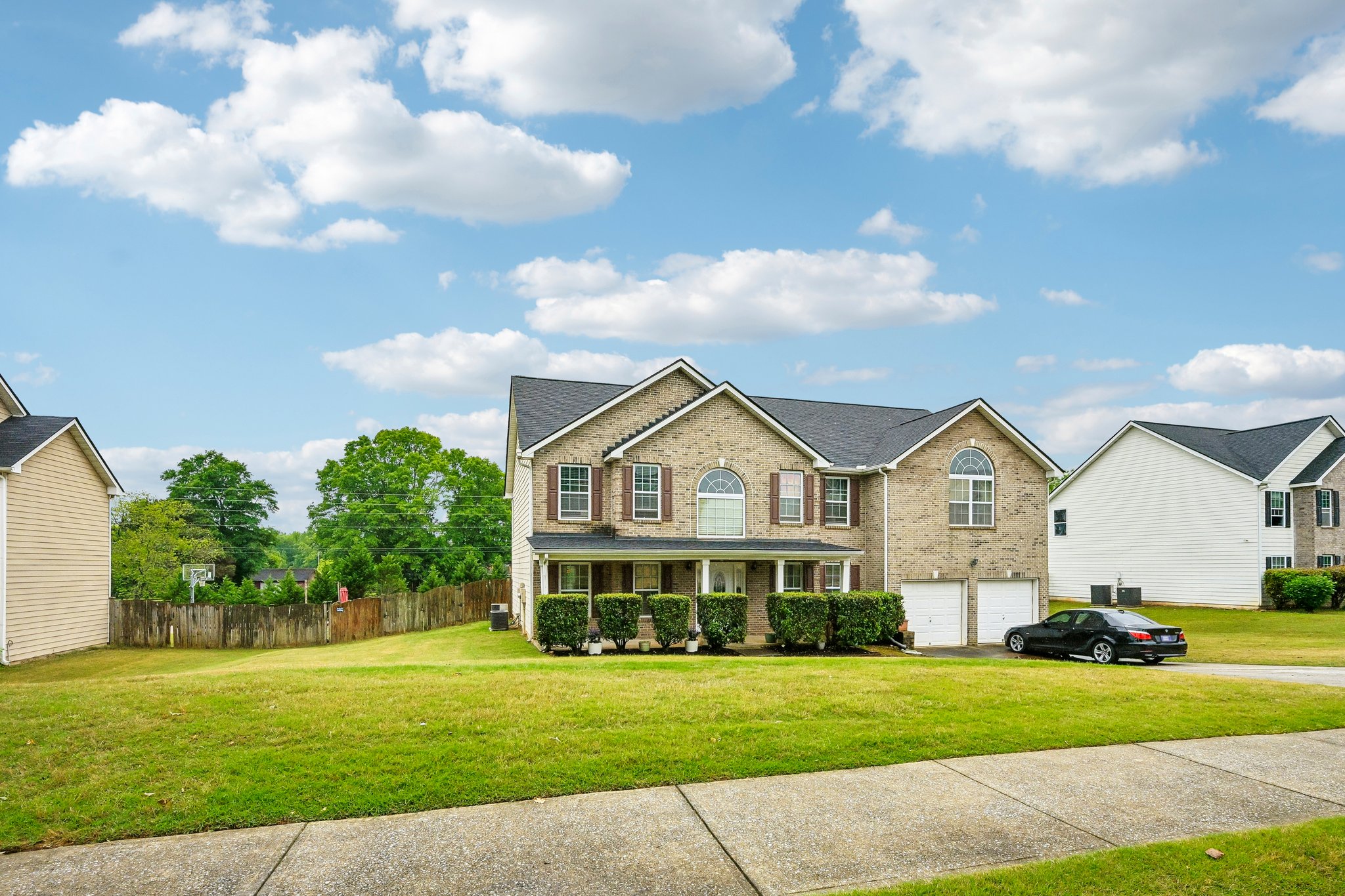 Fieldstone Dr-S2904-002.jpg