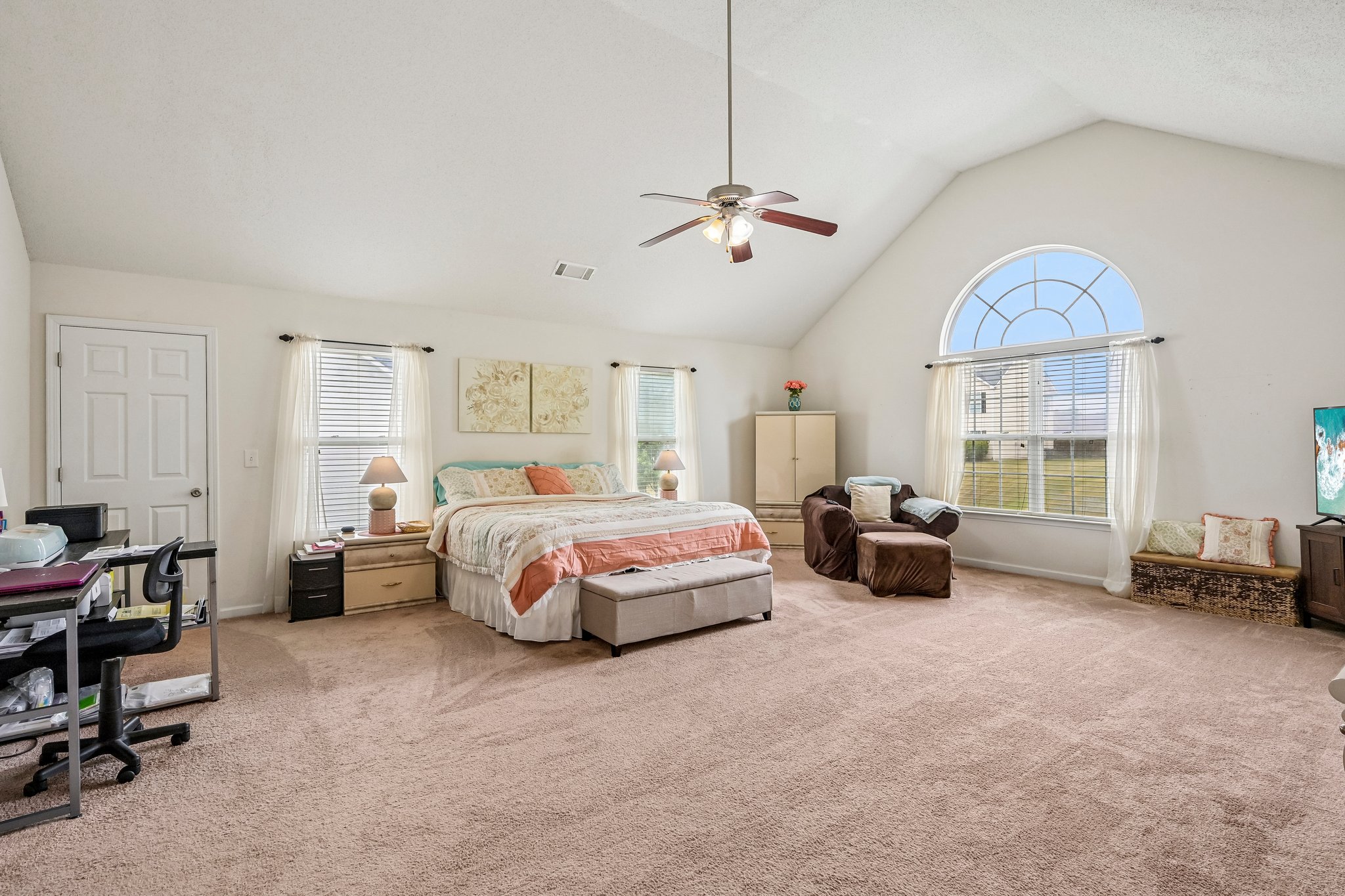 Fieldstone Dr-S2904-024.jpg
