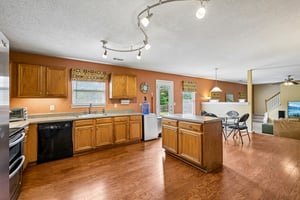 Fieldstone Dr-S2904-017.jpg