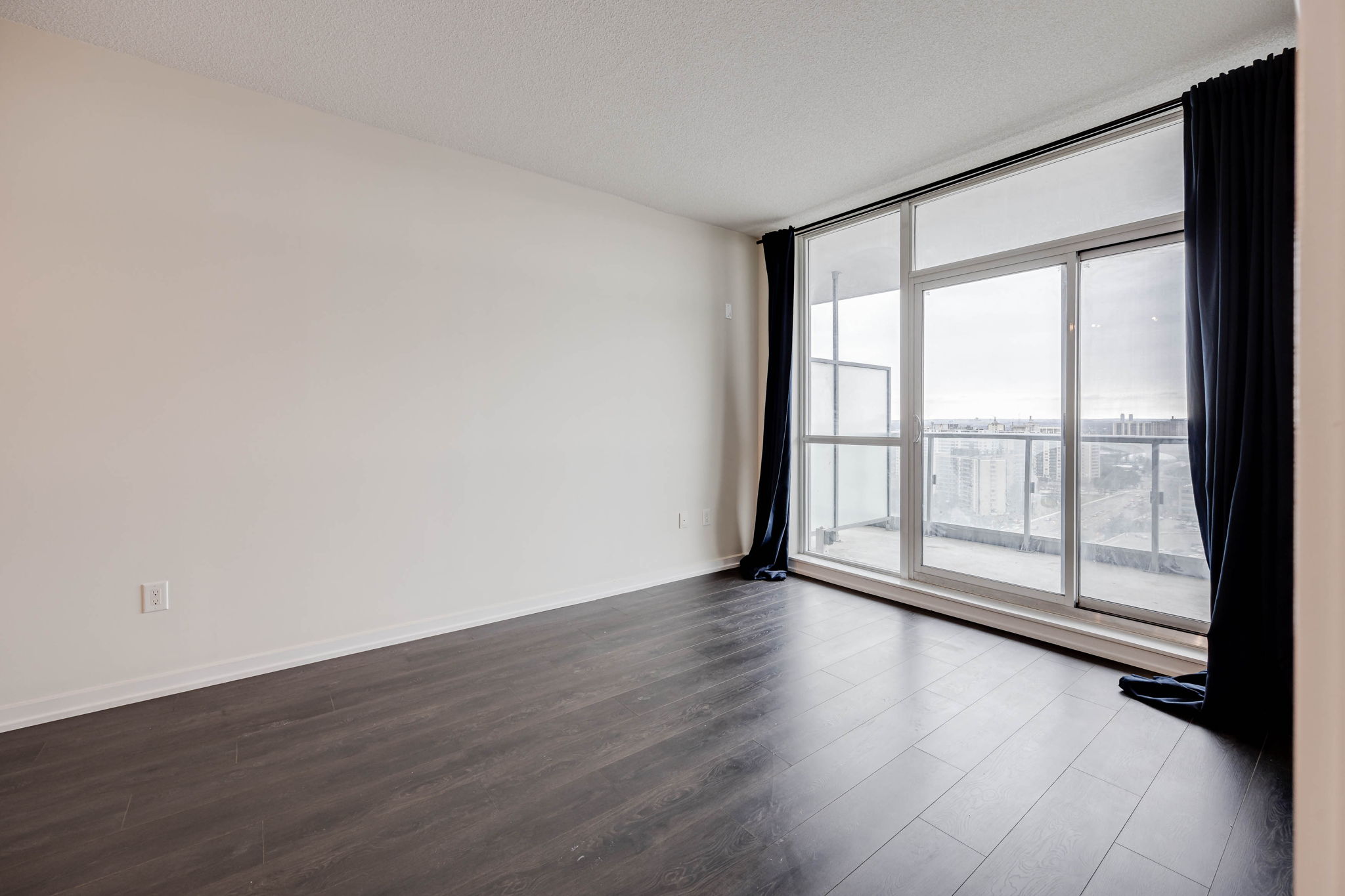 Toronto property showcase — delivered property photograph 7