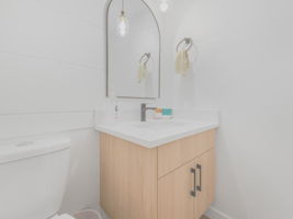 Photo 47