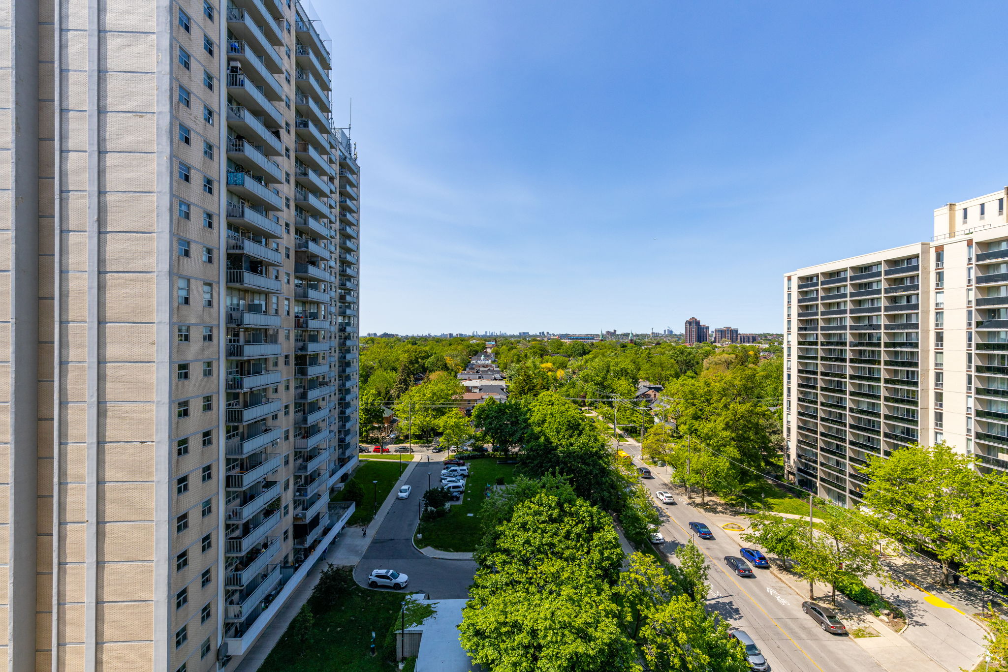 Toronto property showcase — delivered property photograph 24