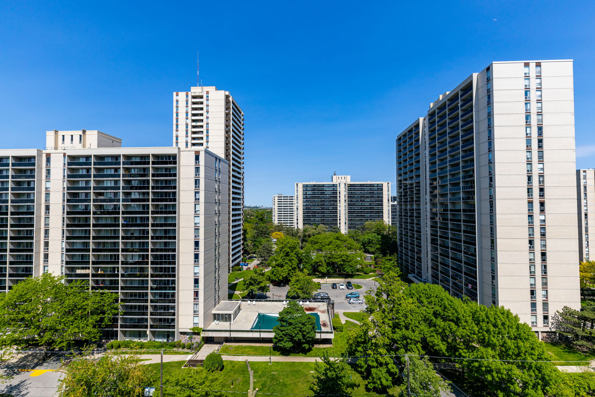 Toronto property showcase — delivered property photograph 25