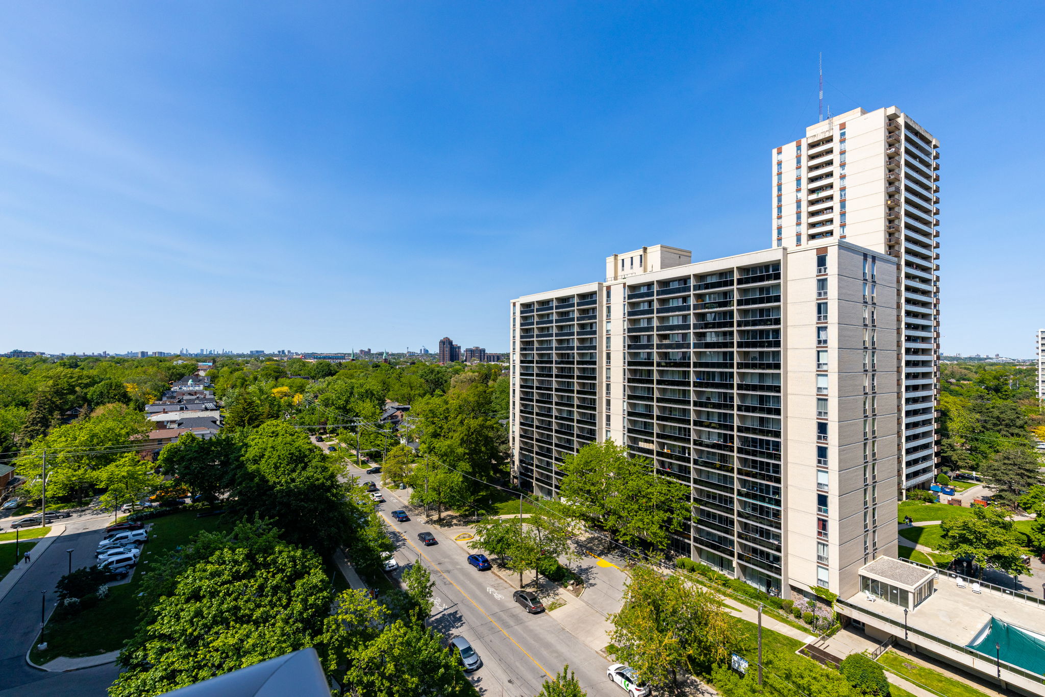 Toronto property showcase — delivered property photograph 26