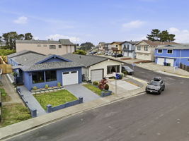  Photo 44
