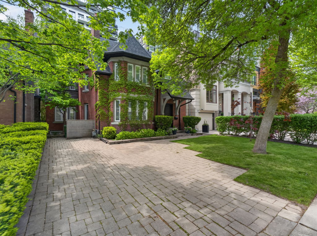 70 Oriole Rd