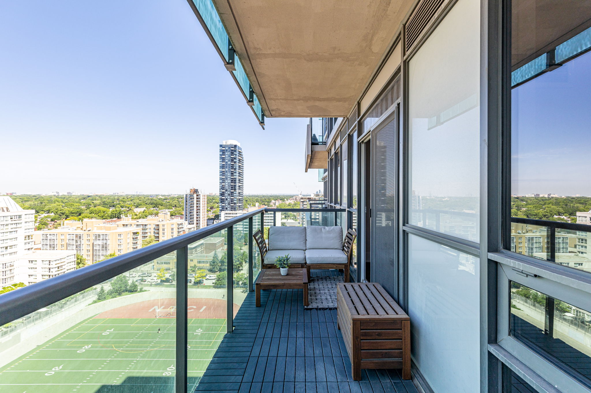 Toronto property showcase — delivered property photograph 44