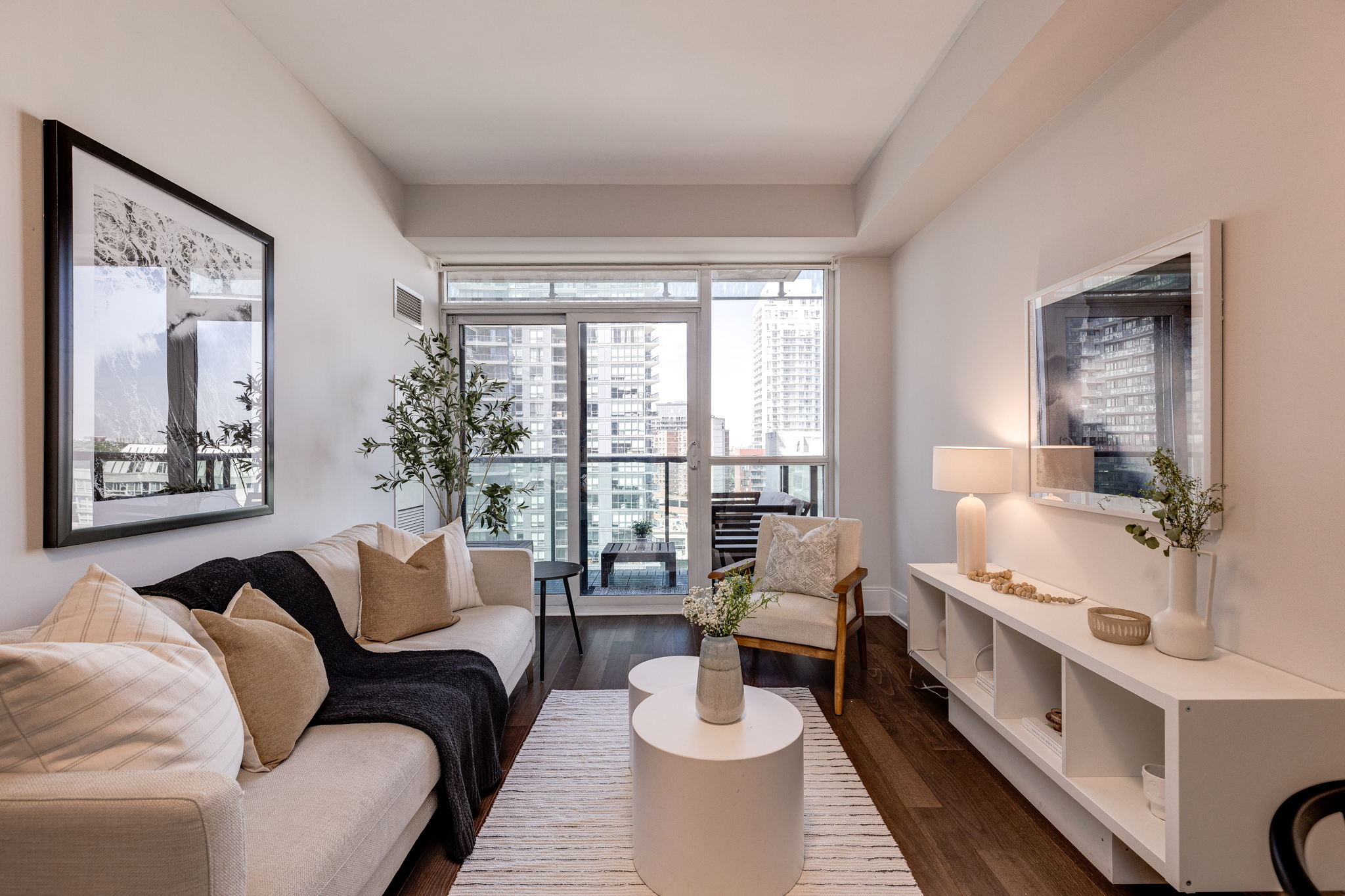 Toronto property showcase — delivered property photograph 13