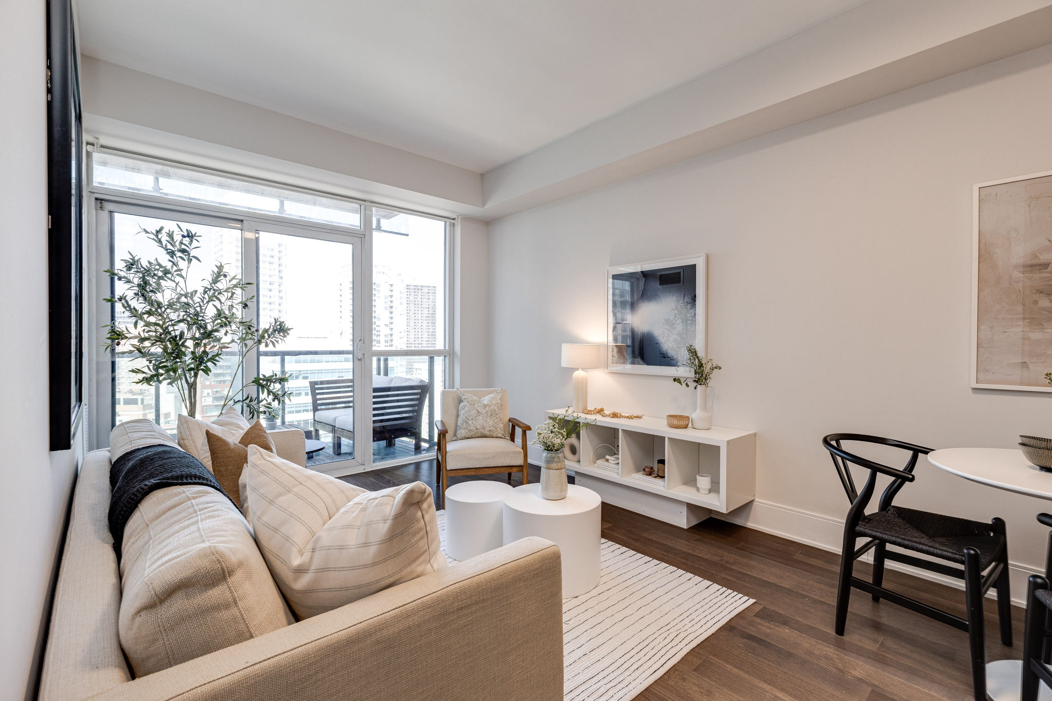 Toronto property showcase — delivered property photograph 12