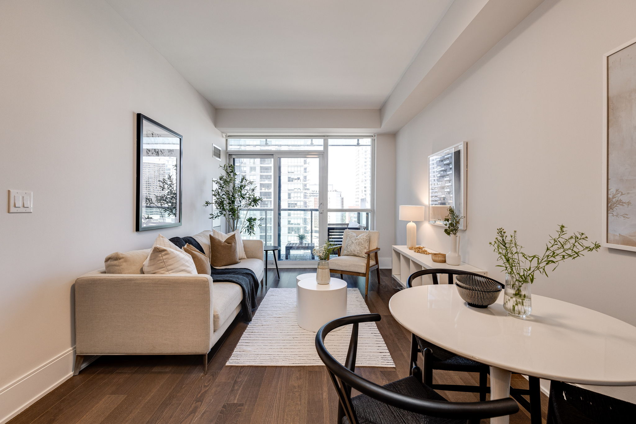 Toronto property showcase — delivered property photograph 8