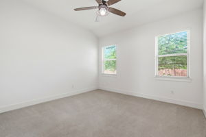 031_F8_70 Santa Maria St