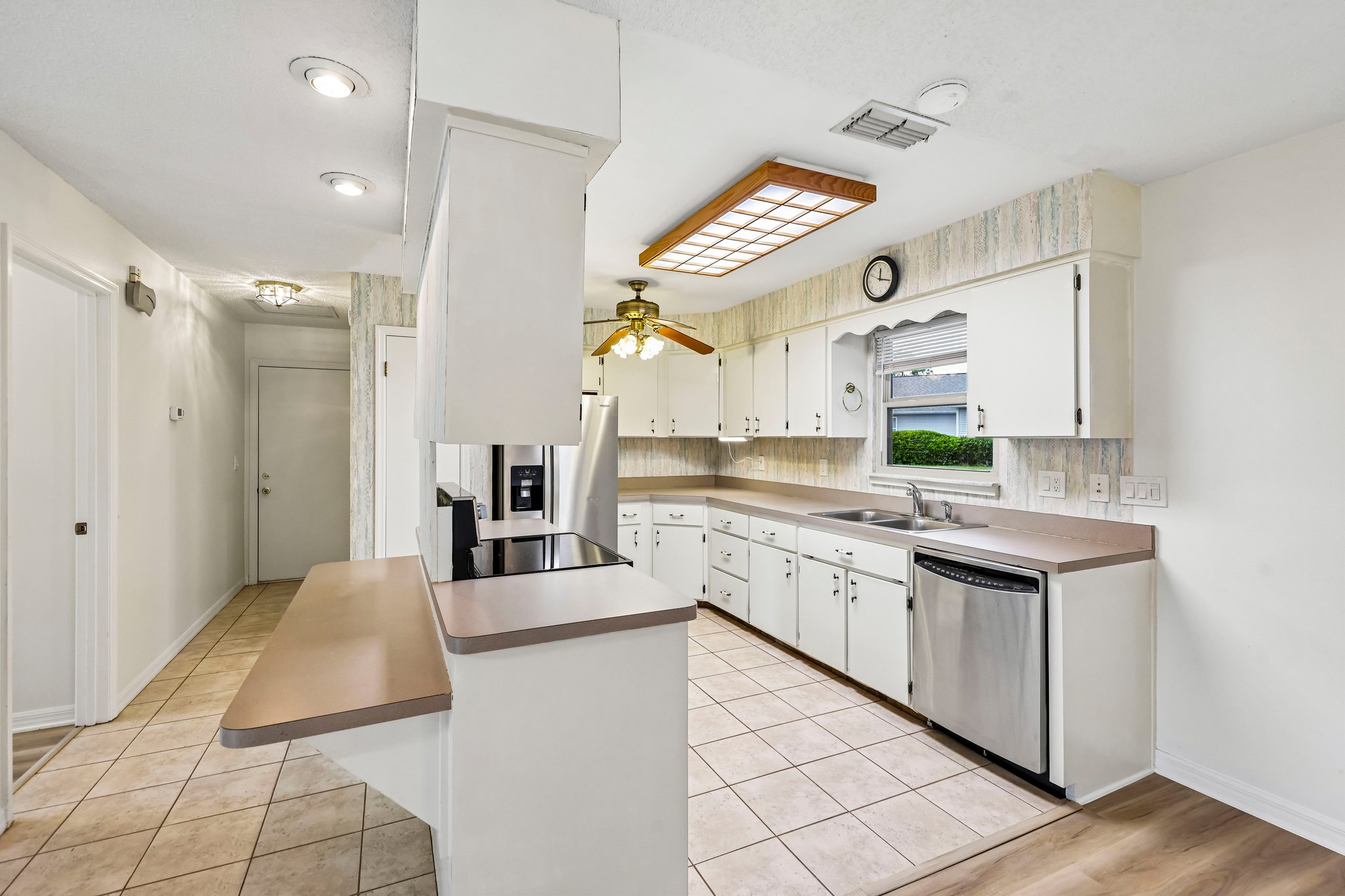 Stonehaven Ct-S3007-013.jpg