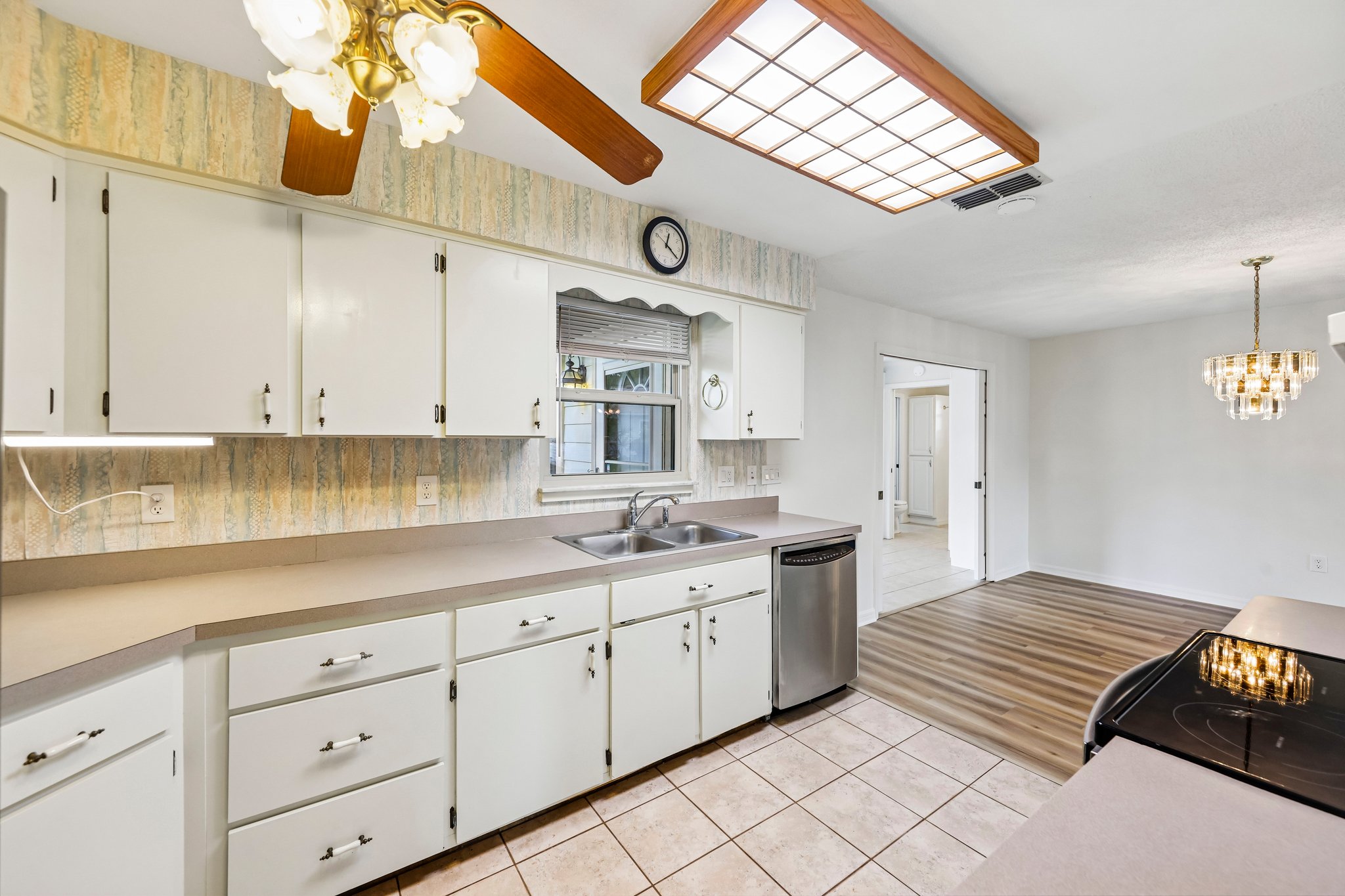 Stonehaven Ct-S3007-016.jpg