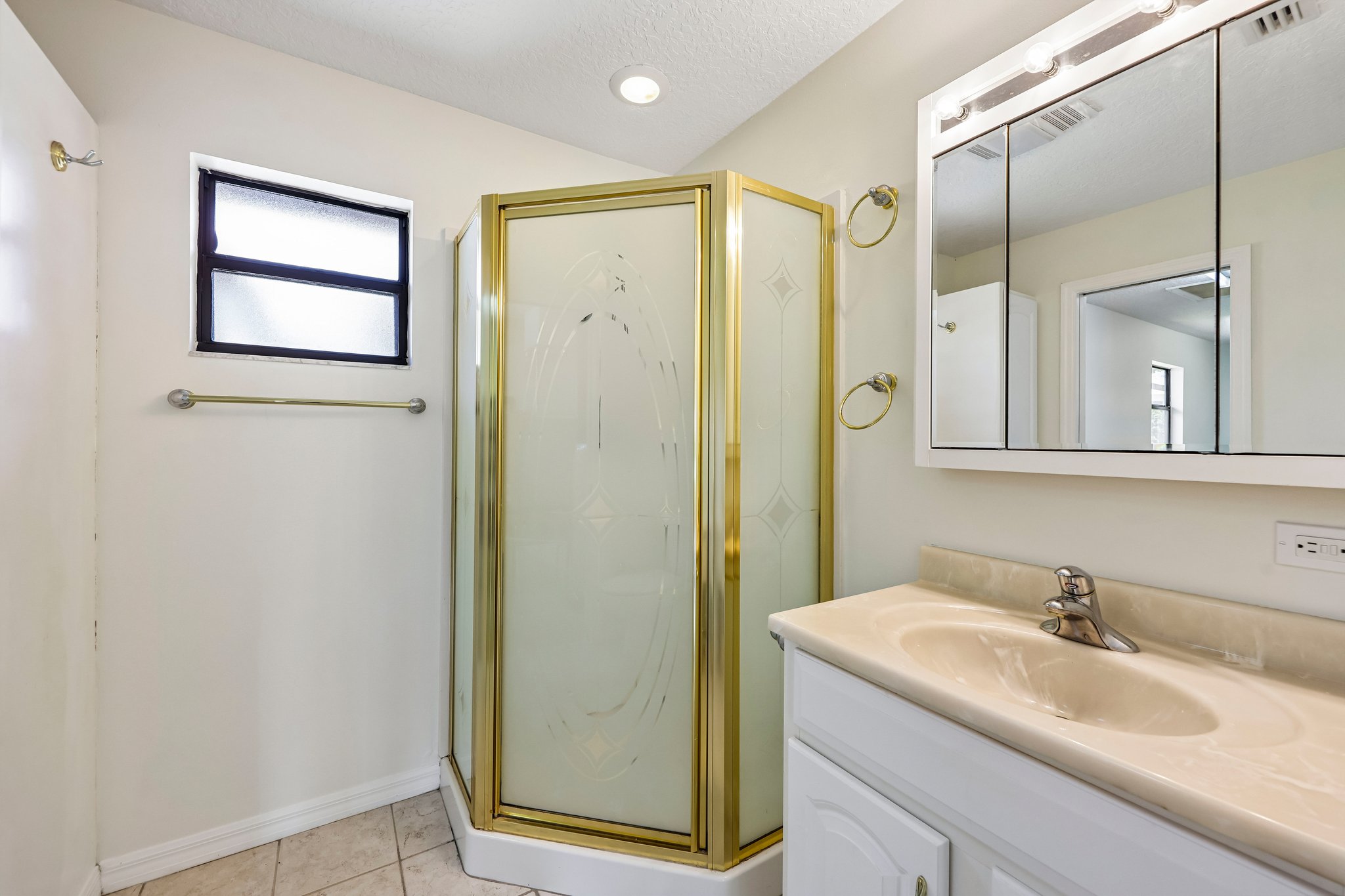 Stonehaven Ct-S3007-028.jpg