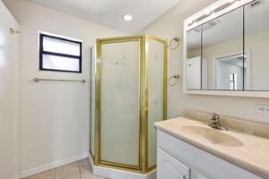 Stonehaven Ct-S3007-028.jpg