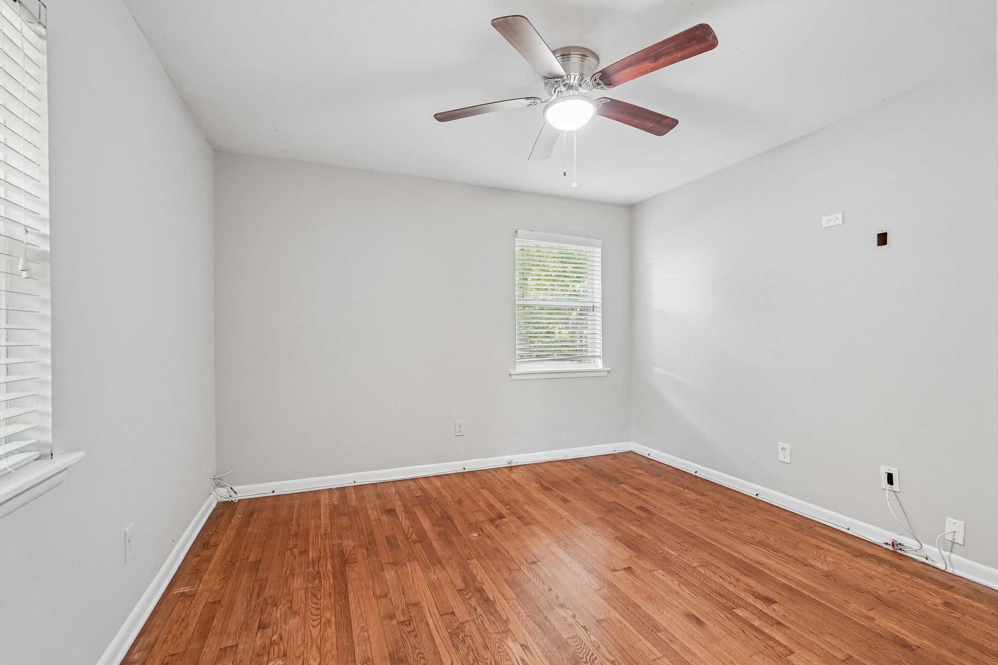 Stroud Dr SE-S0110-032.jpg