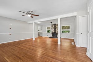Stroud Dr SE-S0110-005.jpg