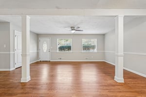 Stroud Dr SE-S0110-009.jpg