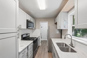 Stroud Dr SE-S0110-020.jpg