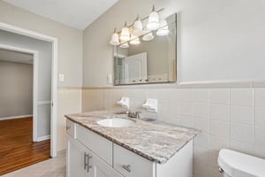Stroud Dr SE-S0110-028.jpg