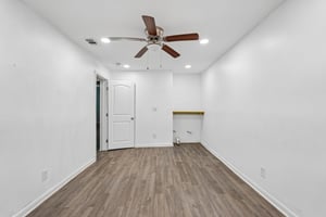 Stroud Dr SE-S0110-043.jpg