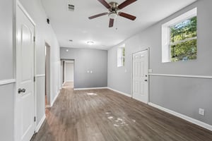 Stroud Dr SE-S0110-045.jpg