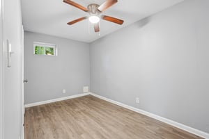Stroud Dr SE-S0110-046.jpg