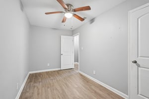 Stroud Dr SE-S0110-048.jpg