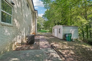 Stroud Dr SE-S0110-052.jpg