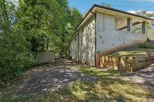 Stroud Dr SE-S0110-056.jpg