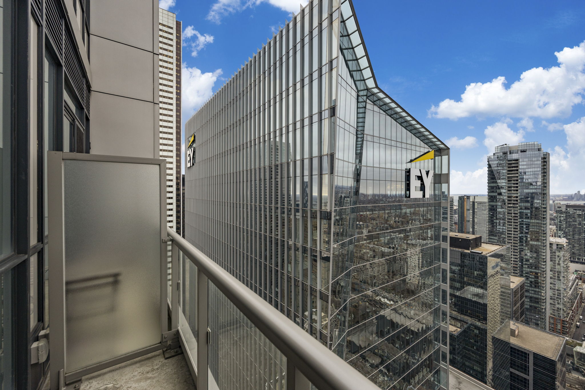Toronto property showcase — delivered property photograph 20