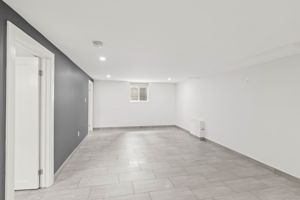  Photo 39