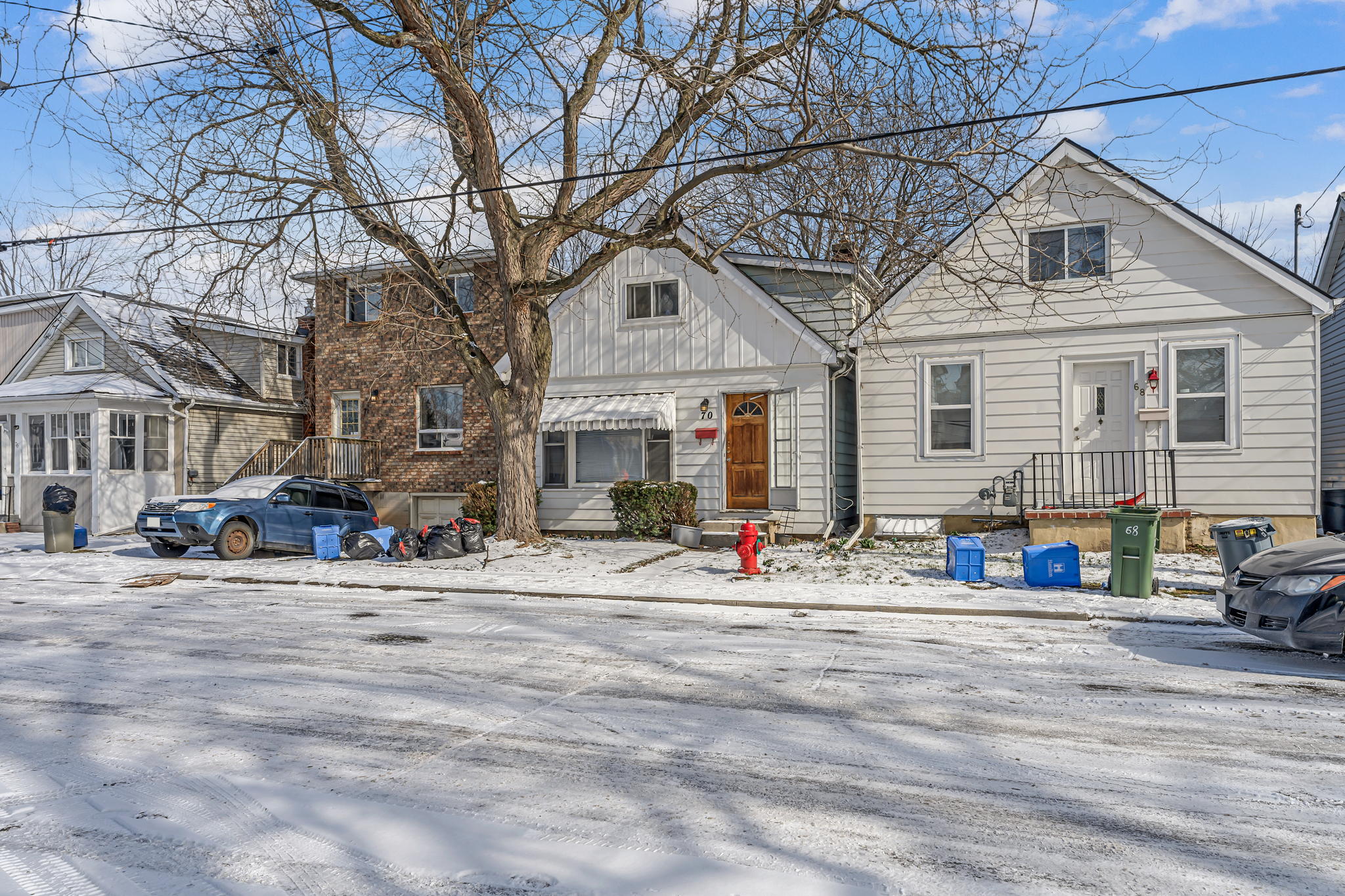 70 Ward Ave, Hamilton, ON L8S 2E9, Canada Photo 3