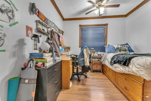 70 Ward Ave, Hamilton, ON L8S 2E9, Canada Photo 18