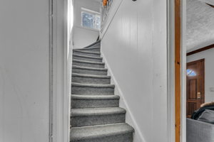 70 Ward Ave, Hamilton, ON L8S 2E9, Canada Photo 9