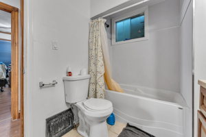 70 Ward Ave, Hamilton, ON L8S 2E9, Canada Photo 16