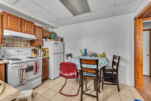 70 Ward Ave, Hamilton, ON L8S 2E9, Canada Photo 14