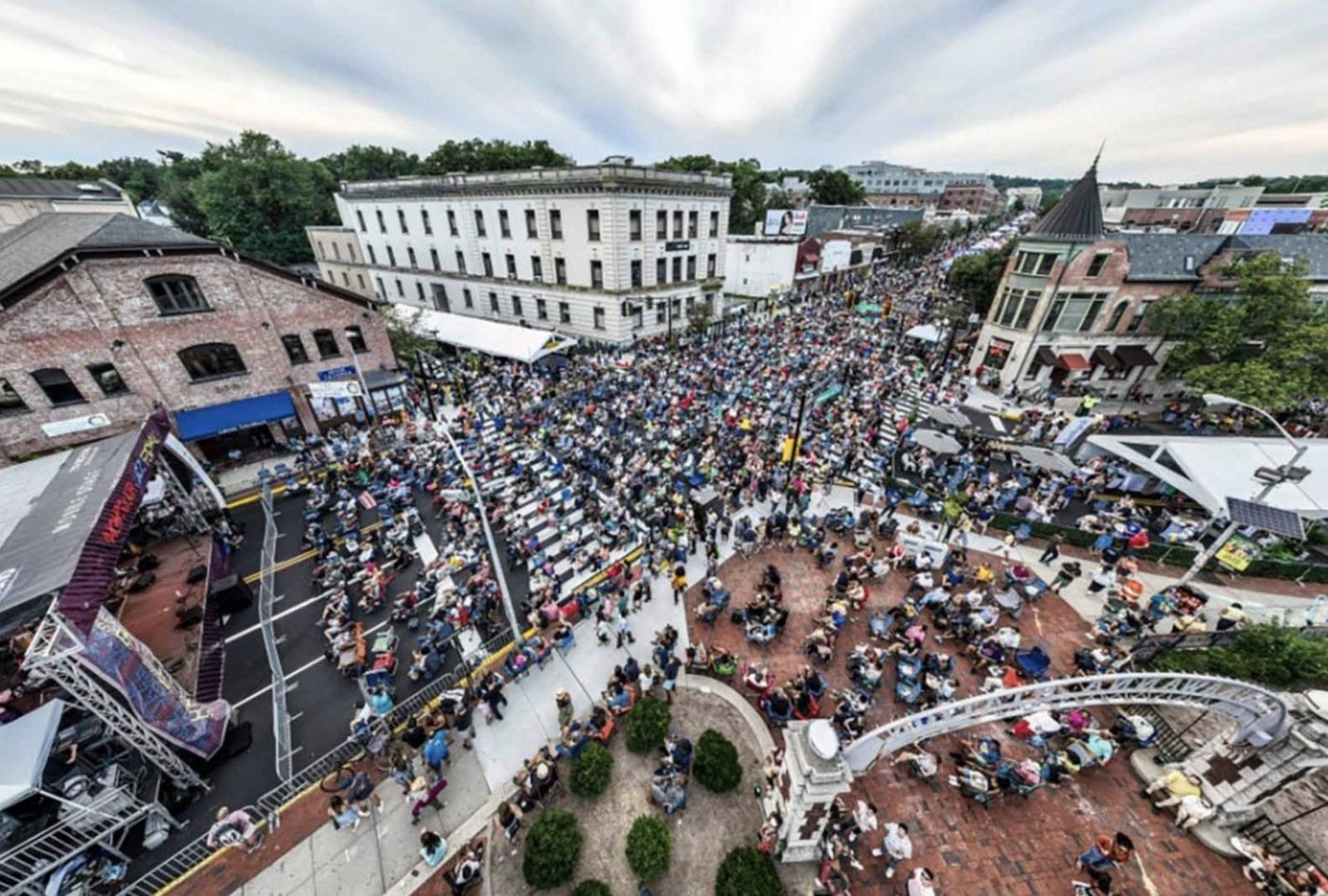 From world-class acts at the Montclair Jazz Festival to the Montclair Film Festival, Pride Festival, art walks, food fairs, and the beloved book fest - this town knows how to celebrate. Whatever you're looking for, you'll find it right here!