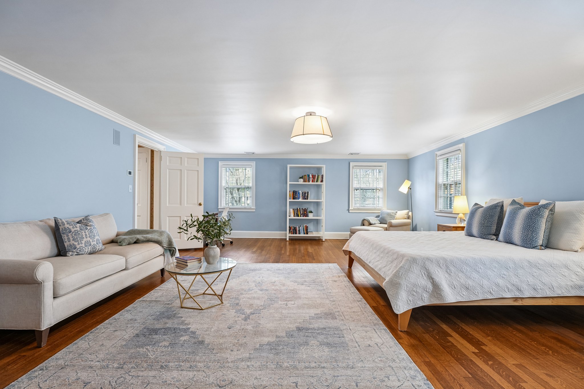 Effortlessly refined, the primary suite is designed for unwinding - where light, space, and calm come together in perfect balance.