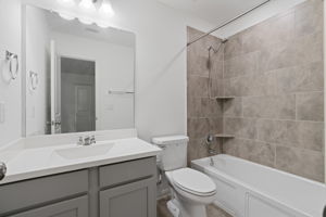  Photo 25