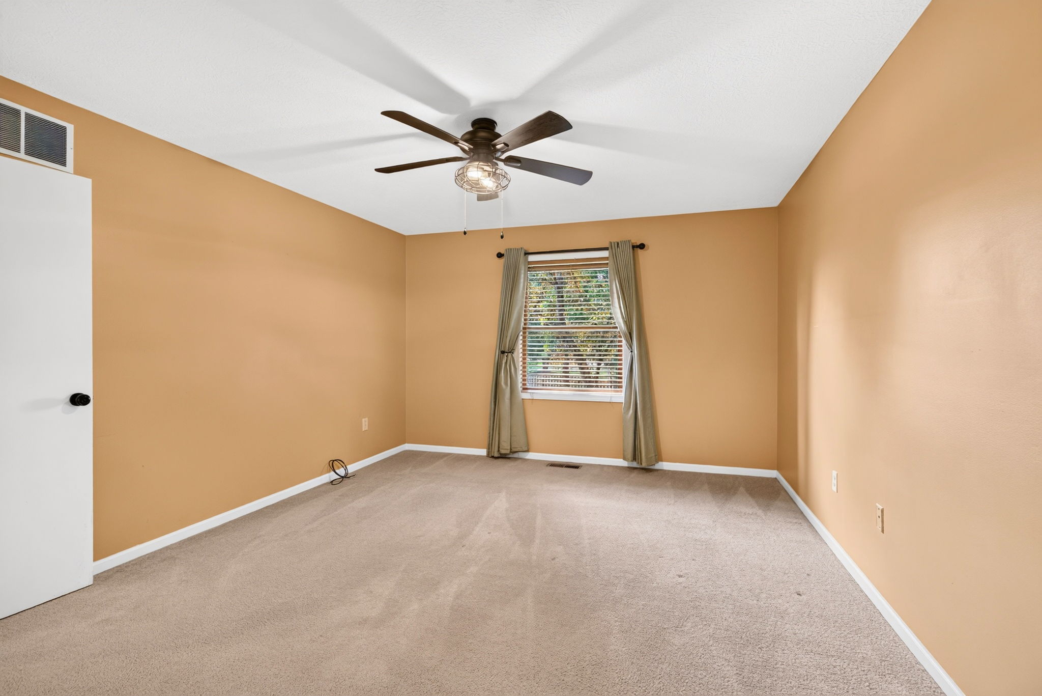 700 Andrea Ln 34