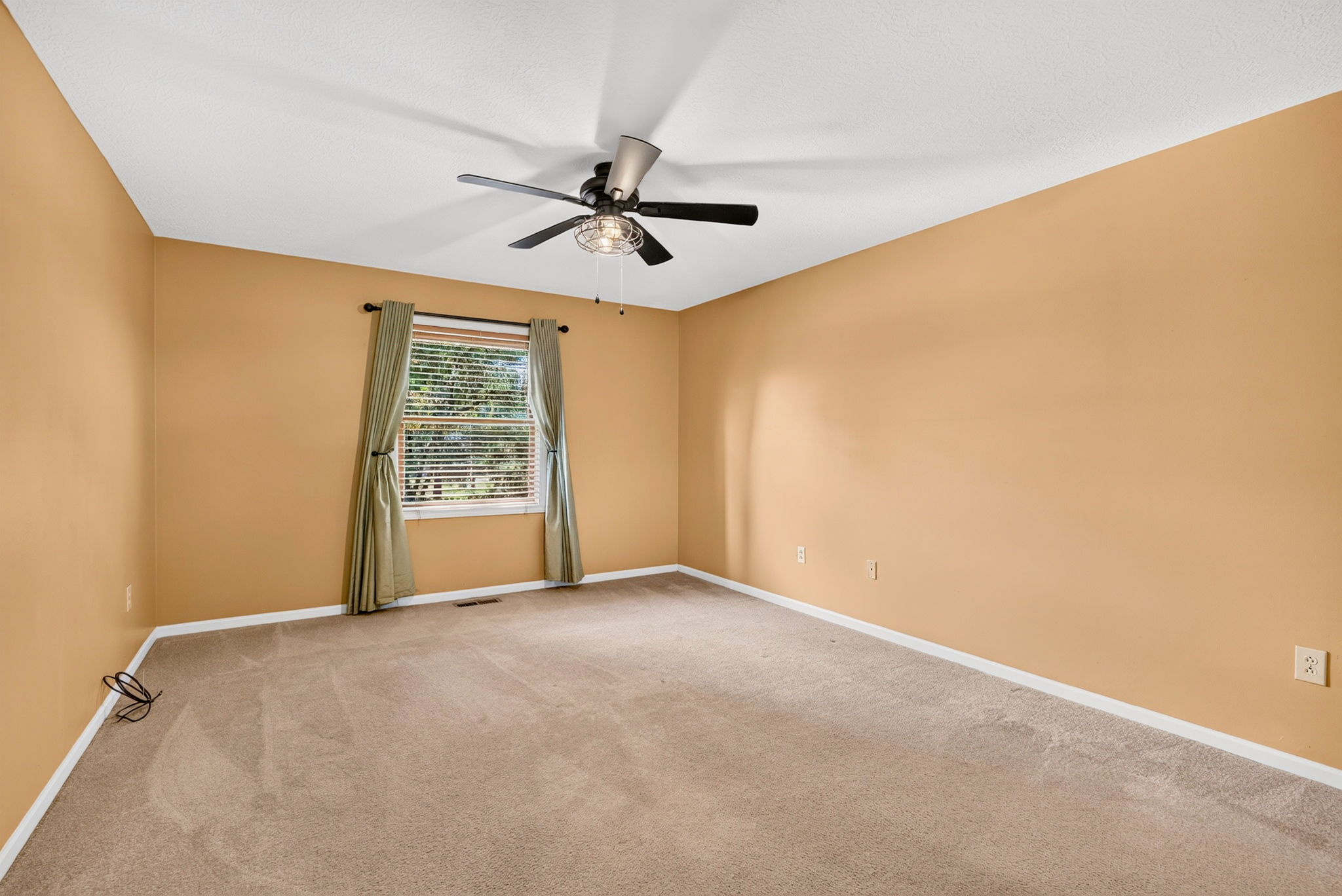 700 Andrea Ln 36